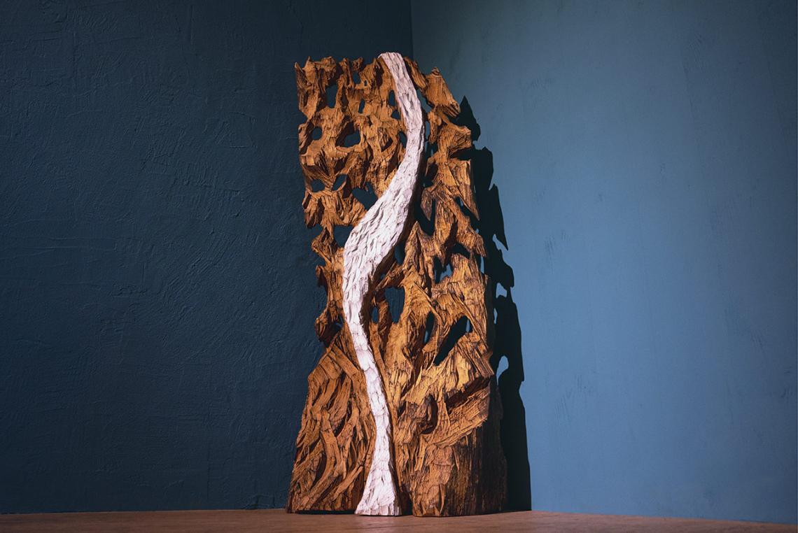 Kunstwerke aus Holz von Gerhard Zwießler, große Holzskulpturen aus dem Allgäu