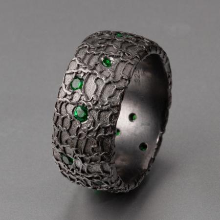 Silberring schwarz rhodiniert Netzring Tsavorith grüner Granat 