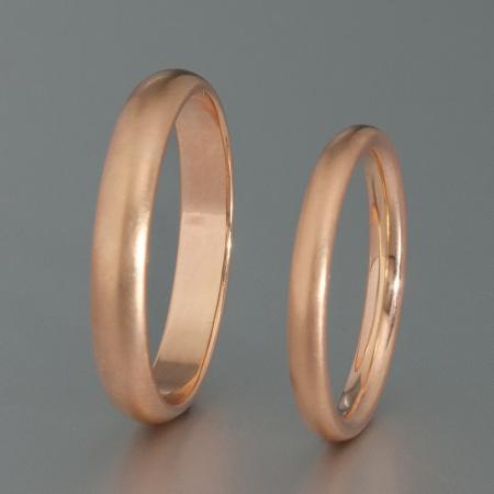 Rotgold Trauringe handgefertigt, Goldschmiede-Schmuck, Trauringe nach Wunsch anfertigen, Trauringe vom Goldschmied, Eheringe aus Rotgold, Schöne Trauringe, Schlichte Trauringe mit mattierter Oberfläche