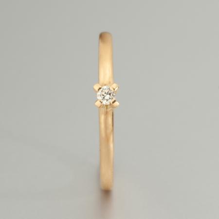 Verlobungsring - Gelbgold Solitär, Brillantring, Diamantring aus Gold, Schöner Verlobungsring für Frauen, schönes Ringdesign für Verlobungsring, moderne Goldringe mit Diamant, Schmuck aus Immenstadt im Allgäu