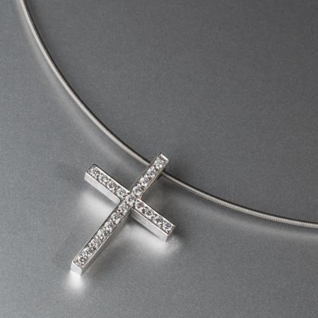 Brillant Kreuz Anhänger 