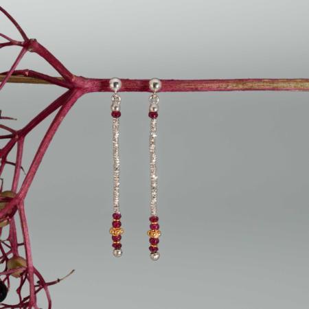 925 Silber, Rubin-Perlen, handgemachter Schmuck, ausgefallene Ohrringe online kaufen, Schmuck vom Goldschmied, schöner Damenschmuck im Allgäu