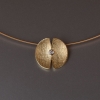 Kettenanhänger 750 Gold Goldschmuck Brillantschmuck Wellenoberfläche