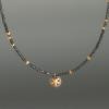 Hochwertige Silberhalskette mit kleinem Anhänger, Vergissmeinnicht-Schmuck aus Silber, Blütenschmuck handgemacht, Goldschmiedeschmuck online bestellen
